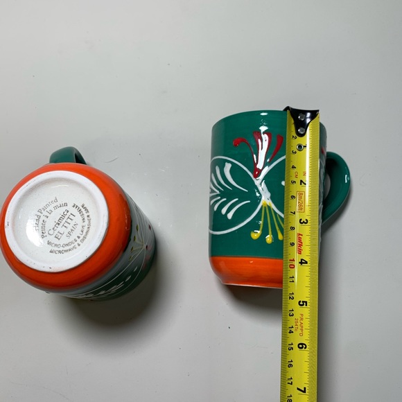 2 Green & Orange Ceramic Mugs with 3D Pattern - Picture 6 of 7